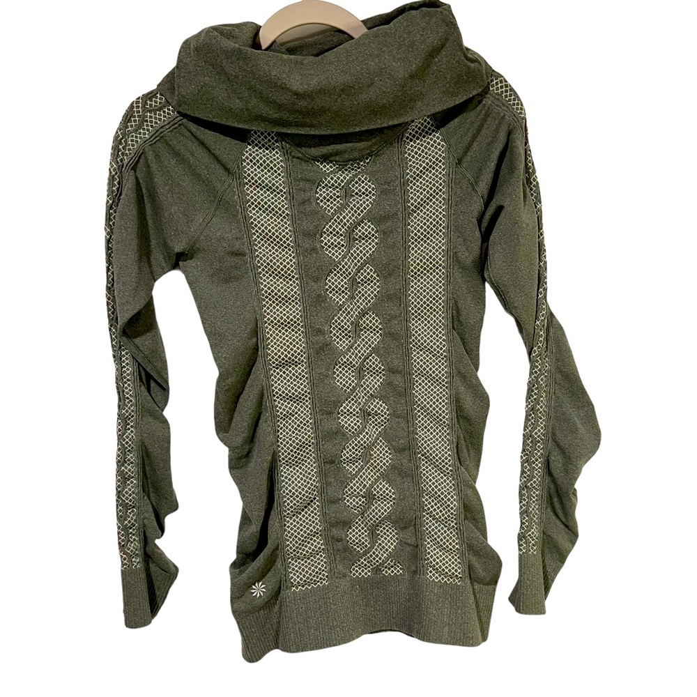 Olive Green and Cream Women’s Medium Athleta Quick Dry Long Sleeve
